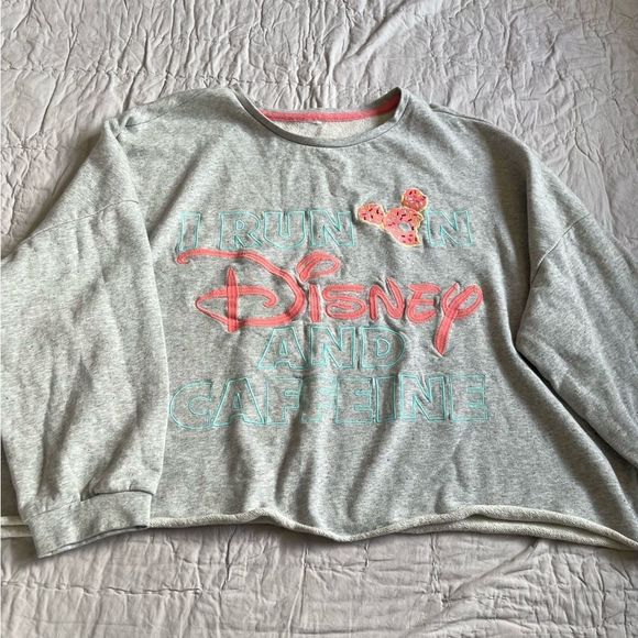Woman’s Disney Sweater - Picture 5 of 10